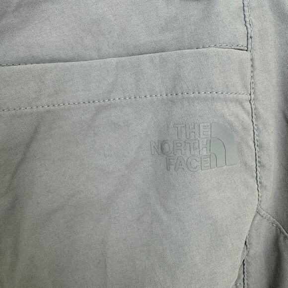The North Face Women Nylon Stretch Active Shorts Size 12 Lightweight Hiking Gray - Picture 6 of 11